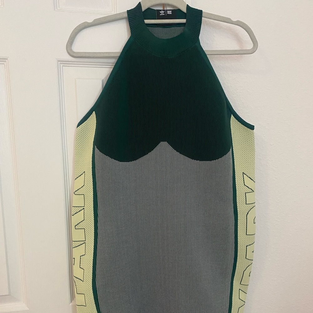 IVY PARK x Adidas Dress 💚💛